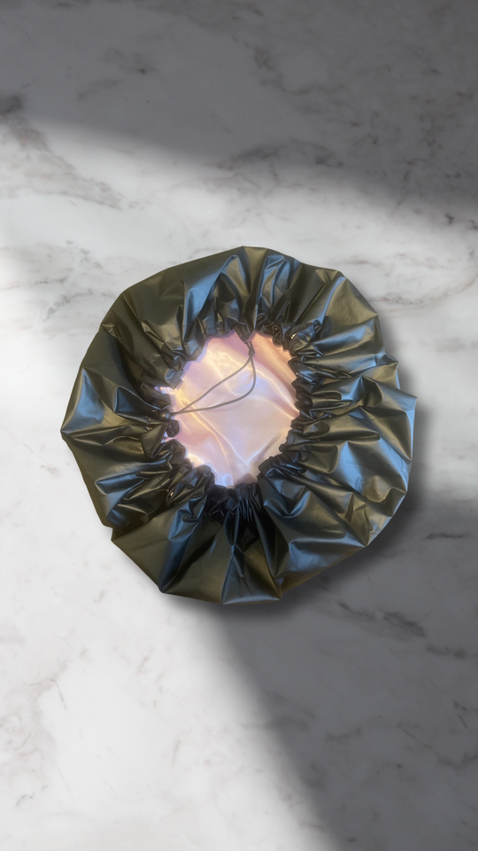 Knotless Kay Satin Lined Shower Cap